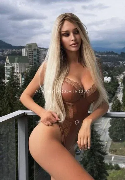 Albury escorts Gisela — 4