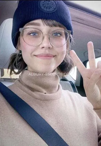 Albury escorts Lilly — 1