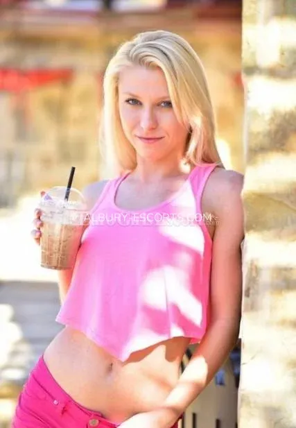 Albury escorts Linda — 1