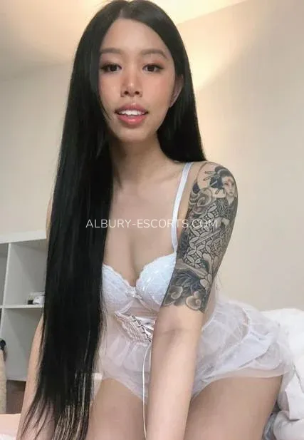 Albury escorts Berit — 1