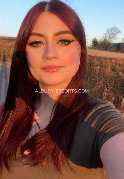 Albury escorts Ellinor — 5