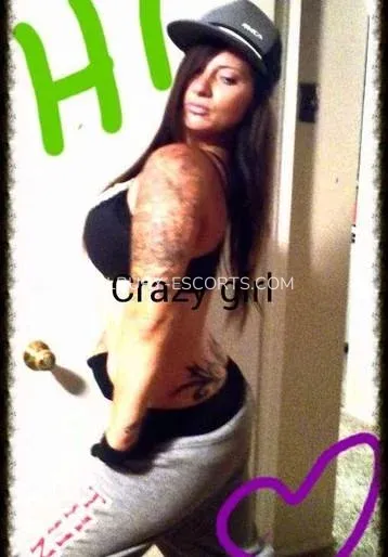 Albury escorts Agneta — 1