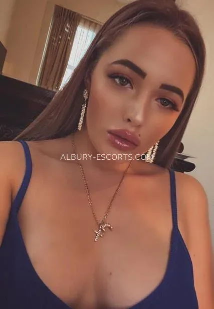 Albury escorts Kaylee — 5