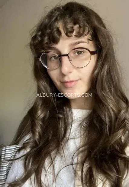 Albury escorts Kiara — 3