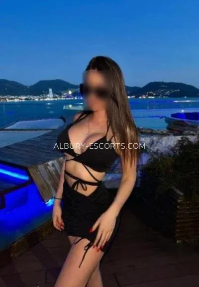 Albury escorts Johanna — 3