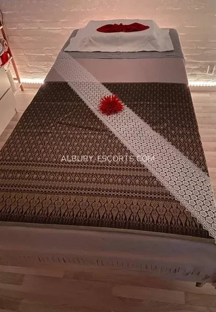 Albury escorts Fabricia — 1