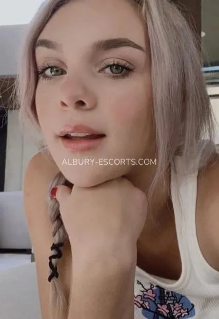 Escort djevojka Cristina - Albury