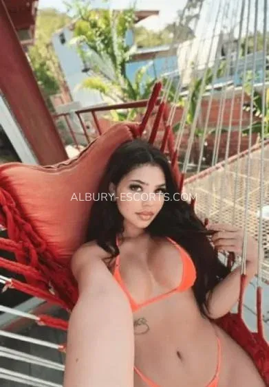 Albury escorts Maggie — 6