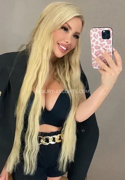 Albury escorts Laila — 4