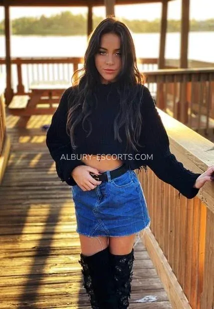 Albury escorts Alexis — 1