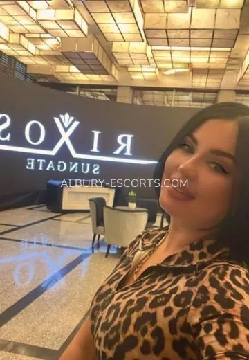 Albury escorts Sofia — 2