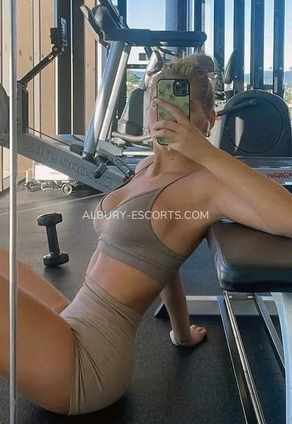 Albury escorts Kiara