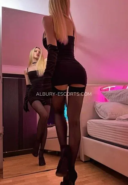 Albury escorts Kira — 7