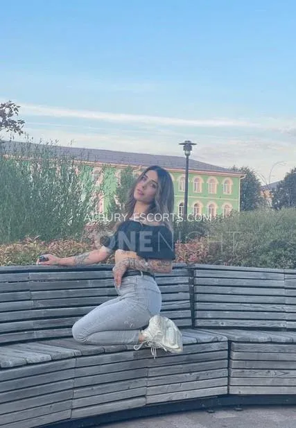 Albury escorts Alexia — 7