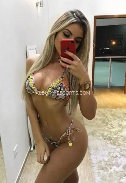 Albury escorts Amanda — 1
