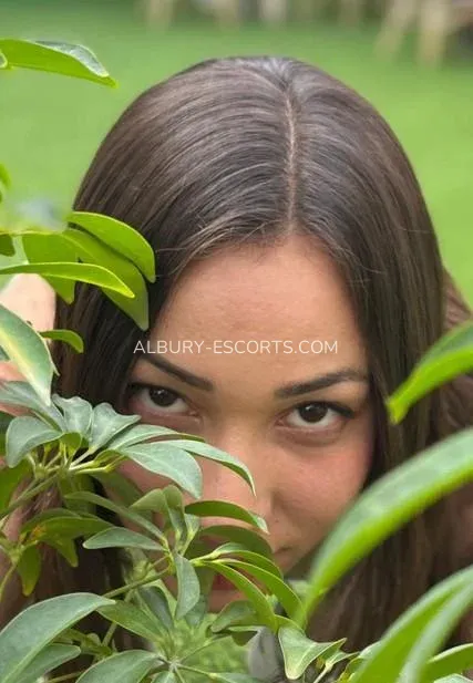 Albury escorts Lucy — 1