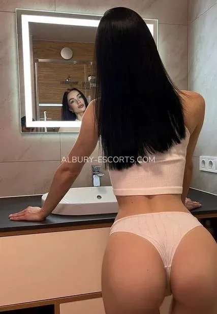 Albury escorts Ella — 5