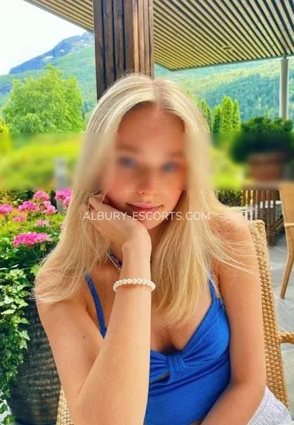Albury escorts Cassidy — 3