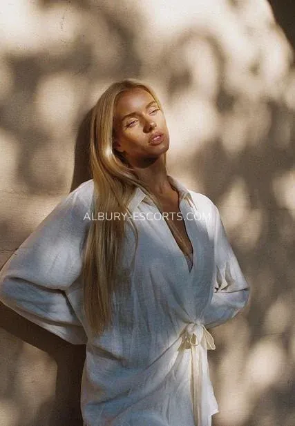 Albury escorts Danielle — 5