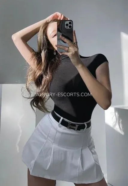 Albury escorts Hanna — 5