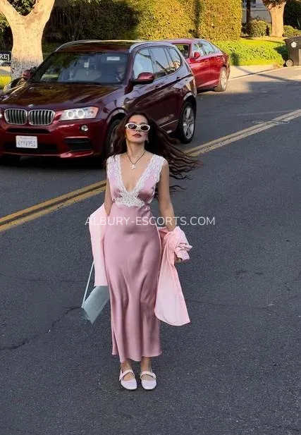 Albury escorts Barbro — 5