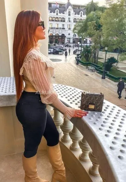 Albury escorts Alice — 7