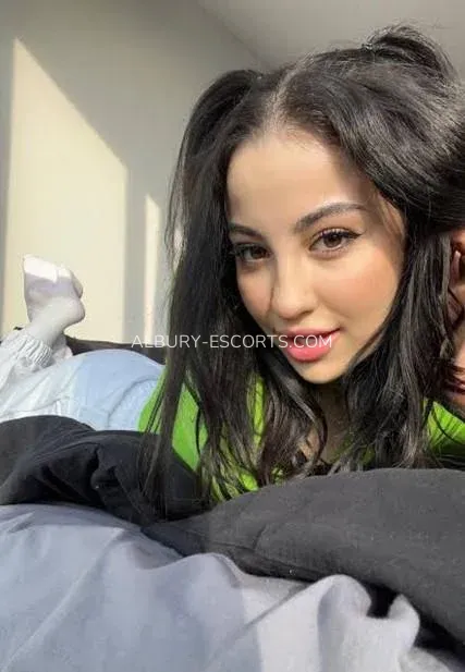 Albury escorts Miranda — 4