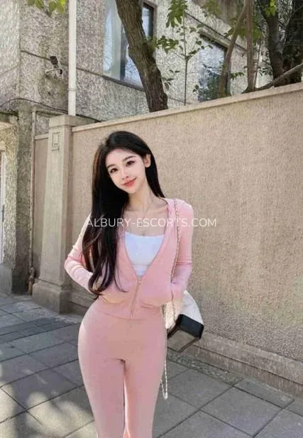 Albury escorts Crystal — 3