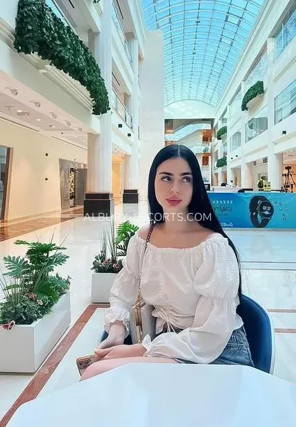 Albury escorts Kaylee — 1