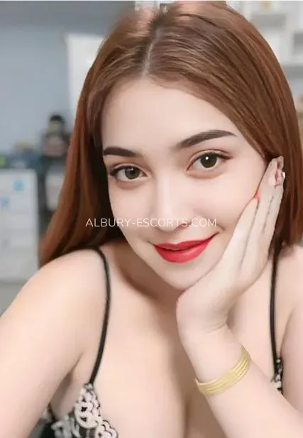 Albury escorts Ellinor — 1