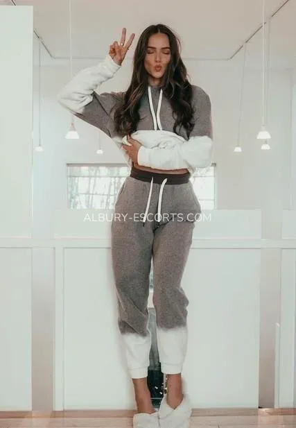 Albury escorts Hanna — 4