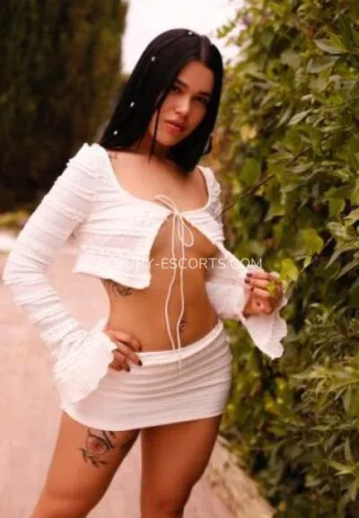 Albury escorts Felicia — 1