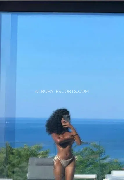Albury escorts Cristina — 5