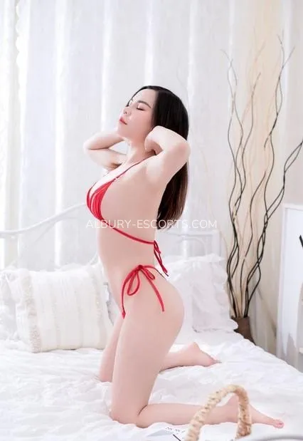 Albury escorts Alyssa — 2