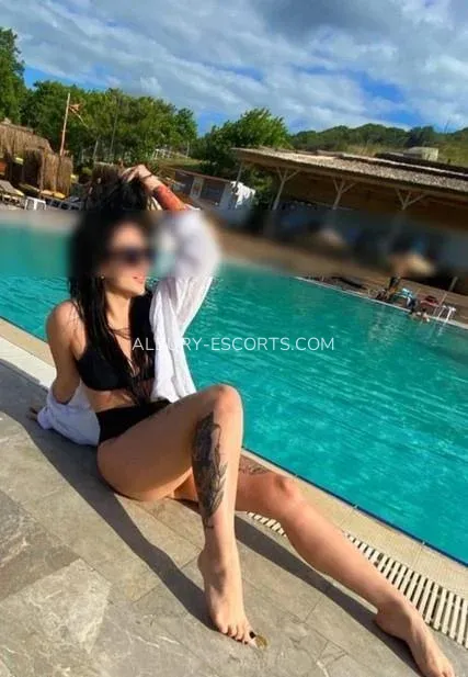 Albury escorts Clara — 1